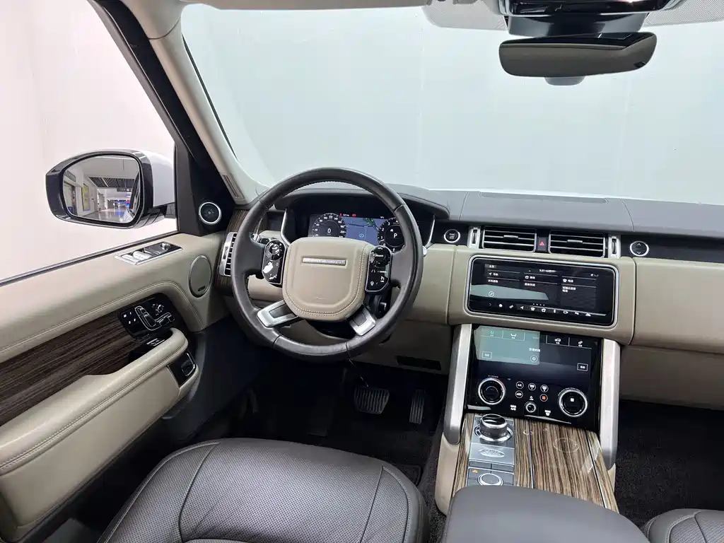 Land Rover Range Rover 2018 — фото 16