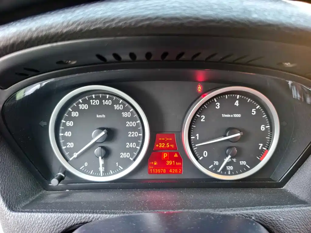 BMW X6 2012