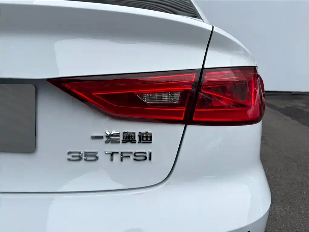Audi A3 2015 — фото 15