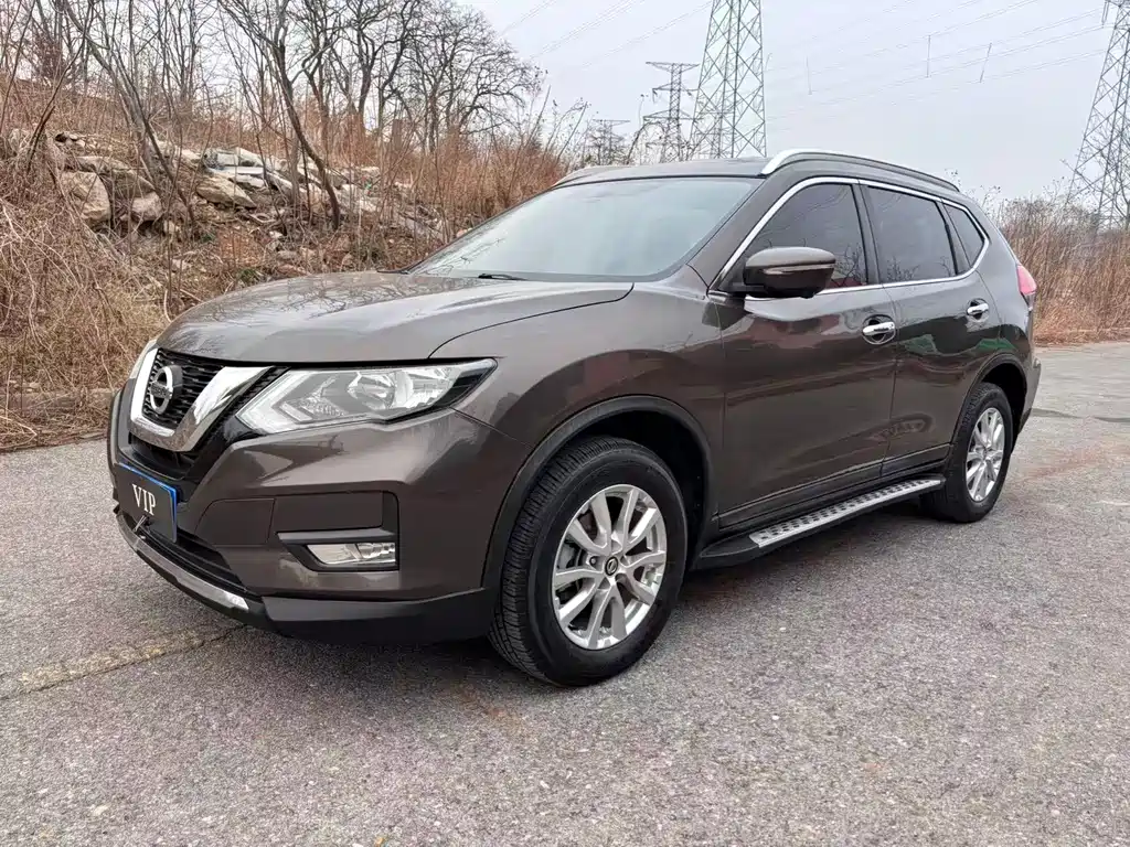 Nissan X-Trail 2017 — фото 1