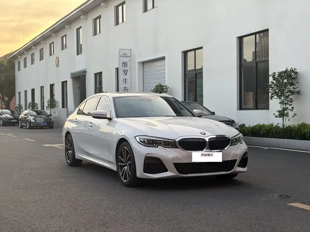 BMW 3 Series 2020