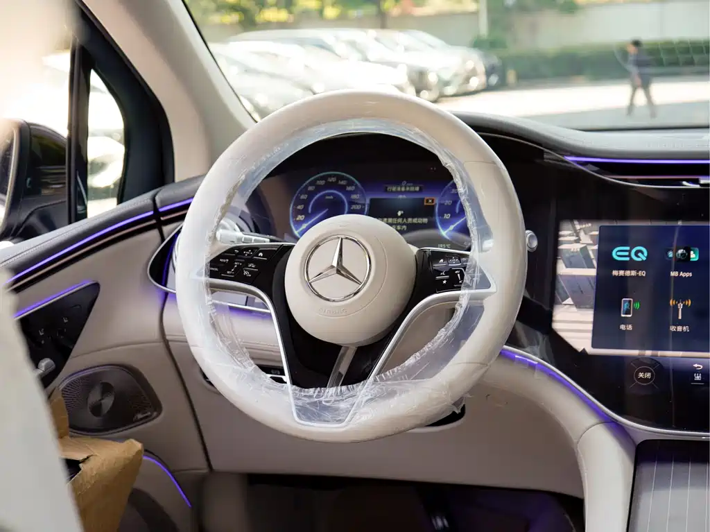 Mercedes-Benz EQS SUV 2026 — фото 19