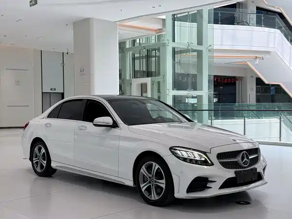 Mercedes-Benz C-Class 2019