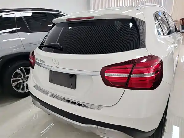 Mercedes-Benz GLA 2018
