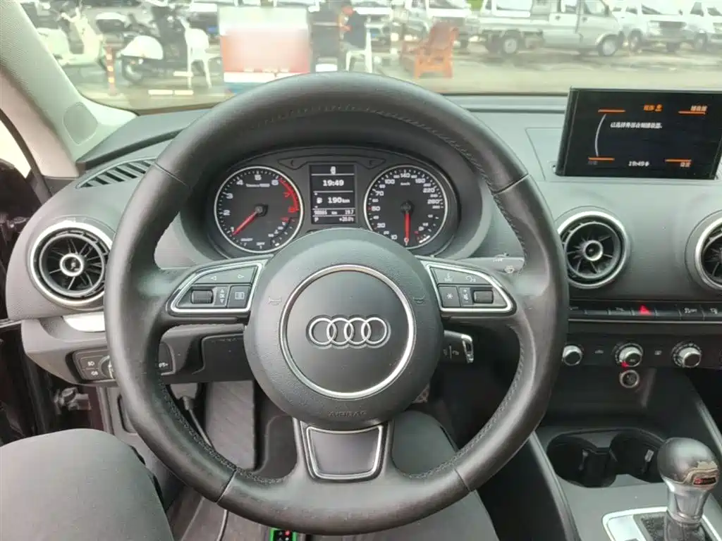 Audi A3 2016 — фото 11
