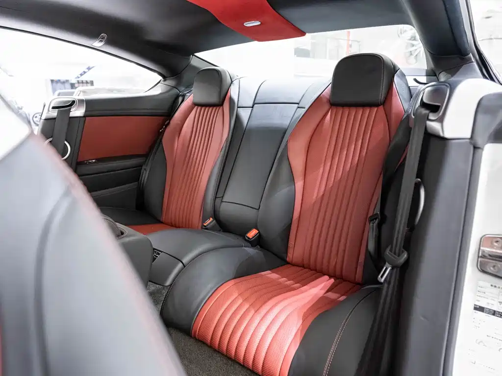 Bentley Continental 2018 — фото 15