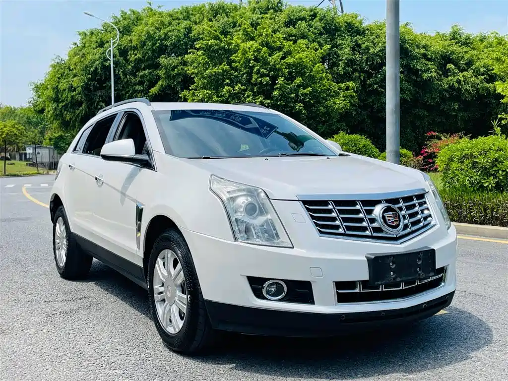 Cadillac SRX 2015 — фото 3