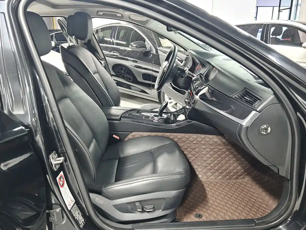 BMW 5 Series 2013