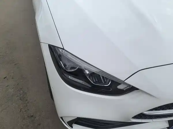 Mercedes-Benz C-Class 2023