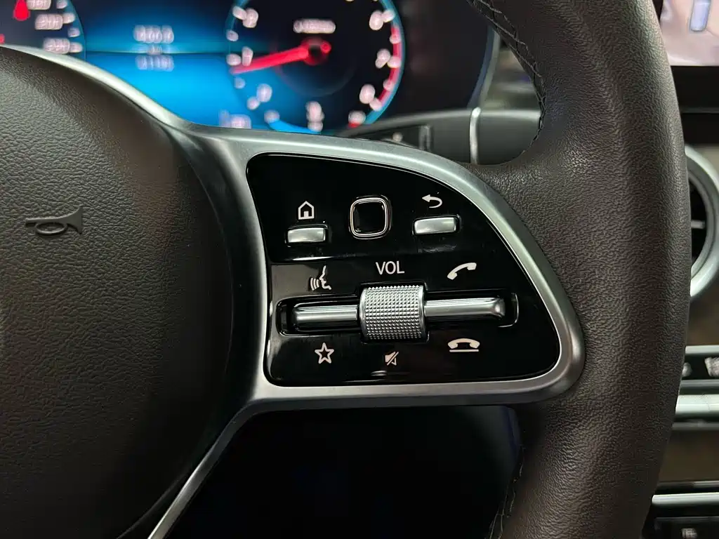 Mercedes-Benz GLC 2022 — фото 22