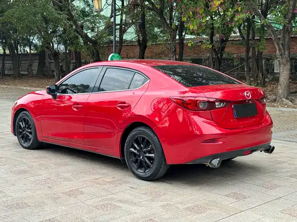 Mazda 3 Axela 2016