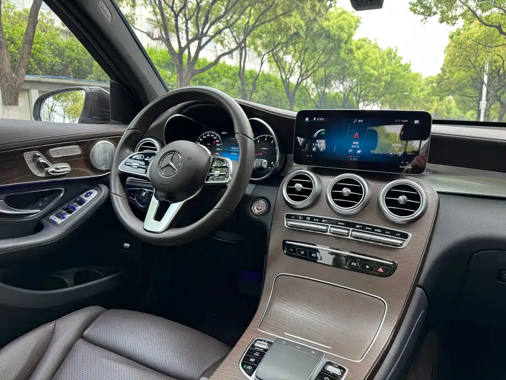 Mercedes-Benz GLC 2019 — фото 13