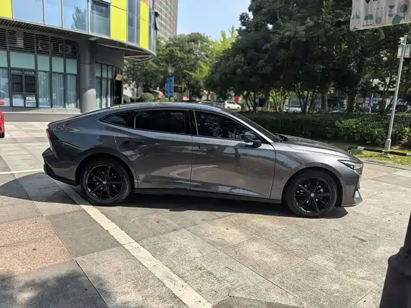Changan UNI-V 2022
