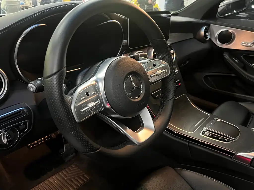 Mercedes-Benz C-Class 2019 — фото 10
