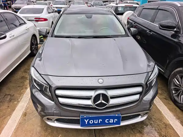Mercedes-Benz GLA 2015