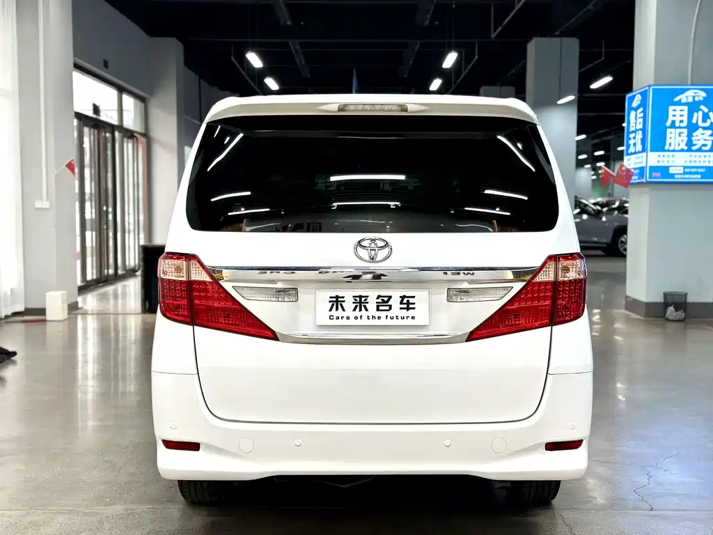 Toyota Alphard 2014 — фото 14