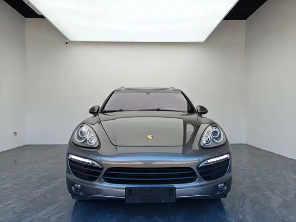 Porsche Cayenne 2011