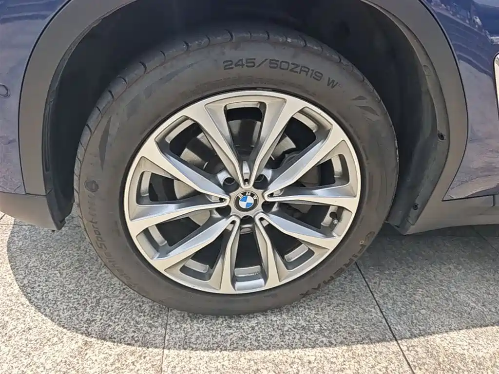 BMW X3 2018 — фото 25