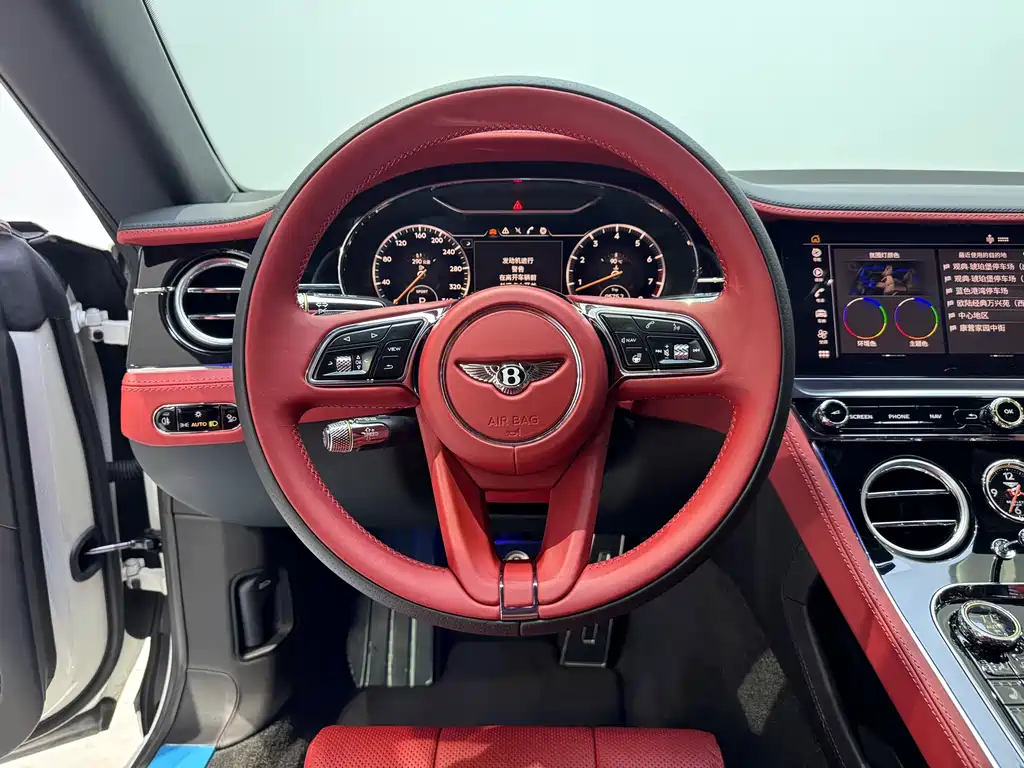 Bentley Continental 2022 — фото 18