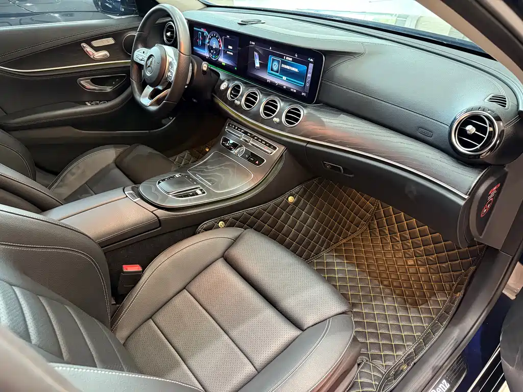 Mercedes-Benz E-Class 2019 — фото 11