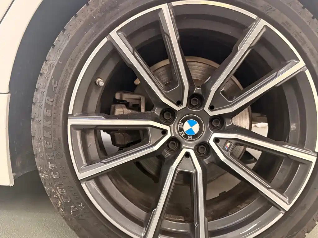 BMW 3 Series 2022 — фото 11