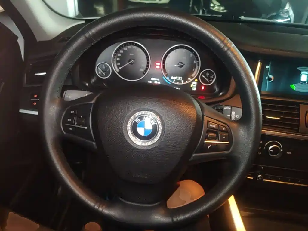 BMW X3 2018 — фото 11