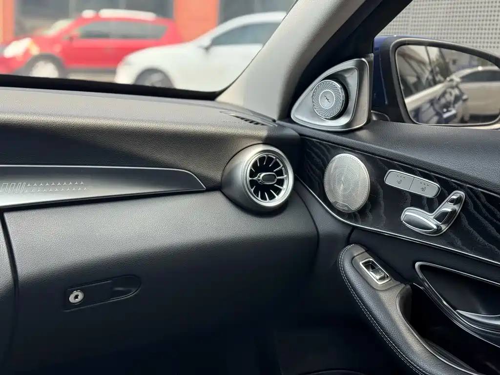 Mercedes-Benz C-Class 2020 — фото 26