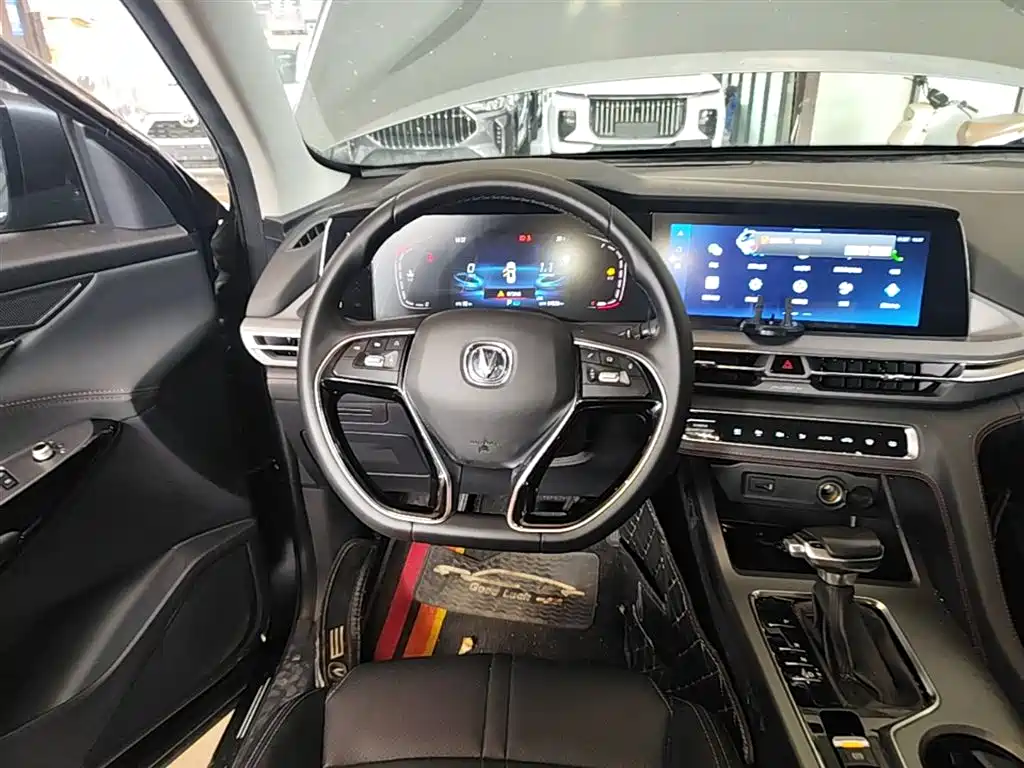 Changan CS75 PLUS 2023 — фото 11