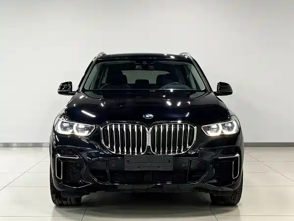 BMW X5 2023