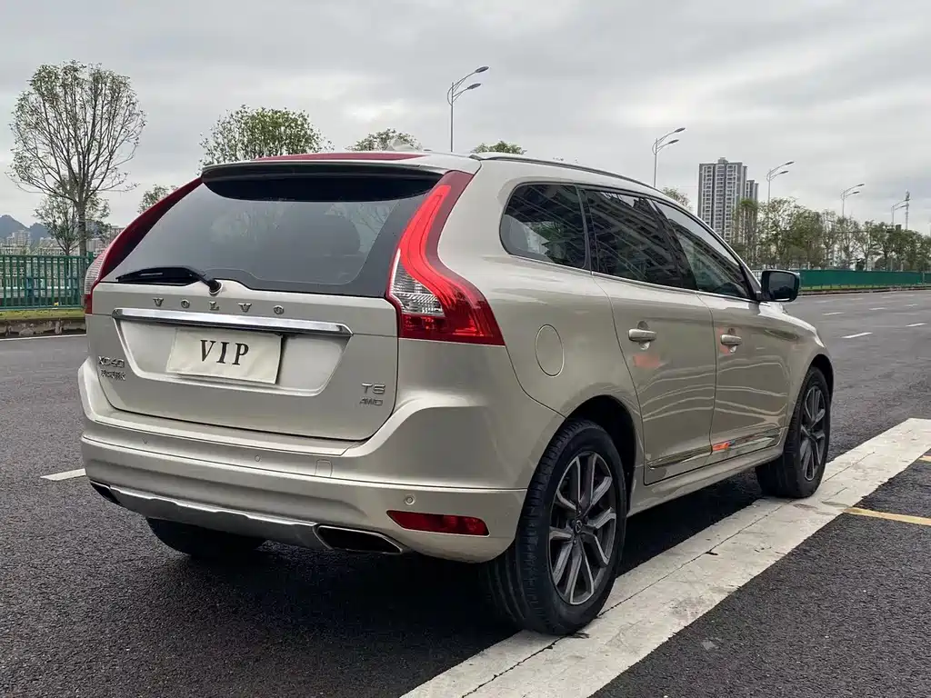 Volvo XC60 2017
