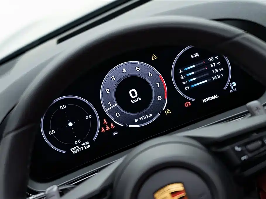 Porsche Cayenne 2023 — фото 19