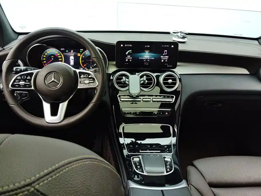 Mercedes-Benz GLC 2021 — фото 12