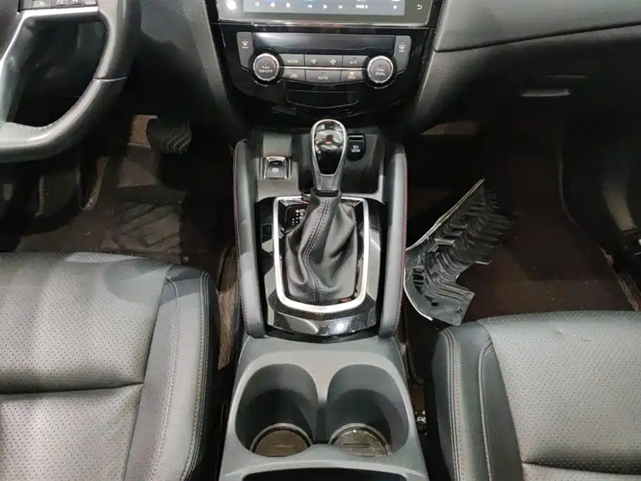 Nissan Qashqai 2022 — фото 16