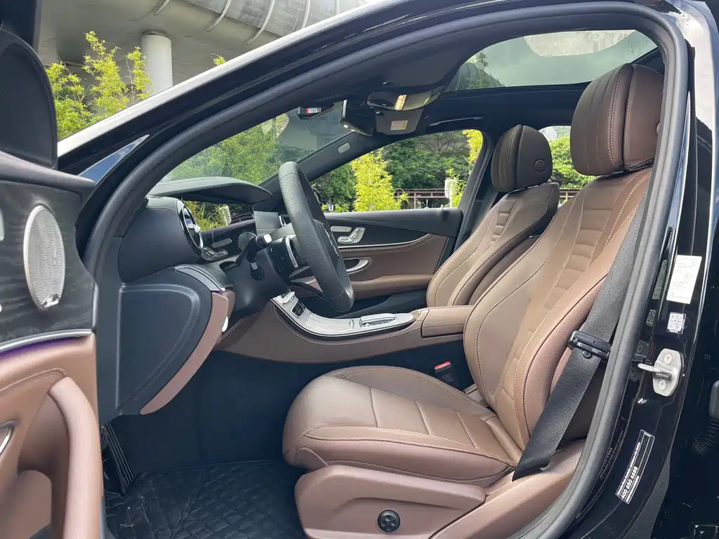 Mercedes-Benz E-Class 2023
