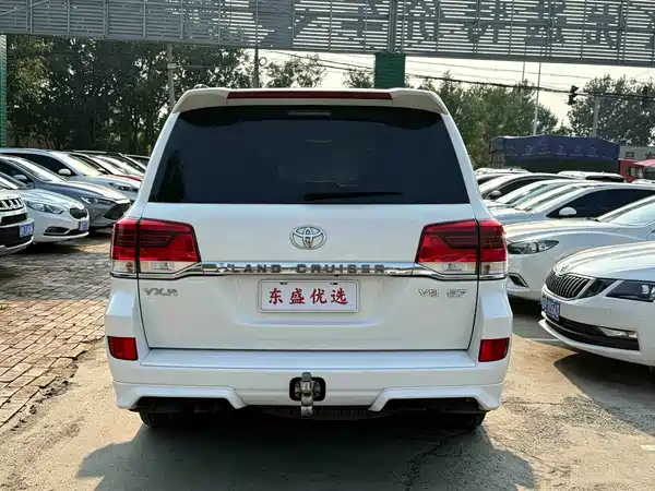 Toyota Land Cruiser 2015