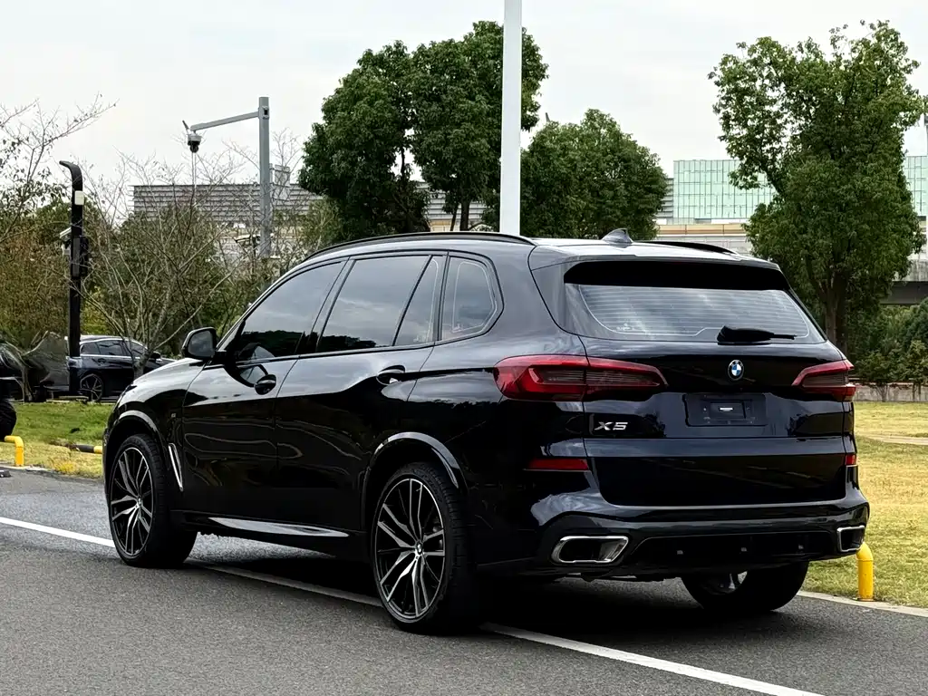 BMW X5 2022 — фото 16