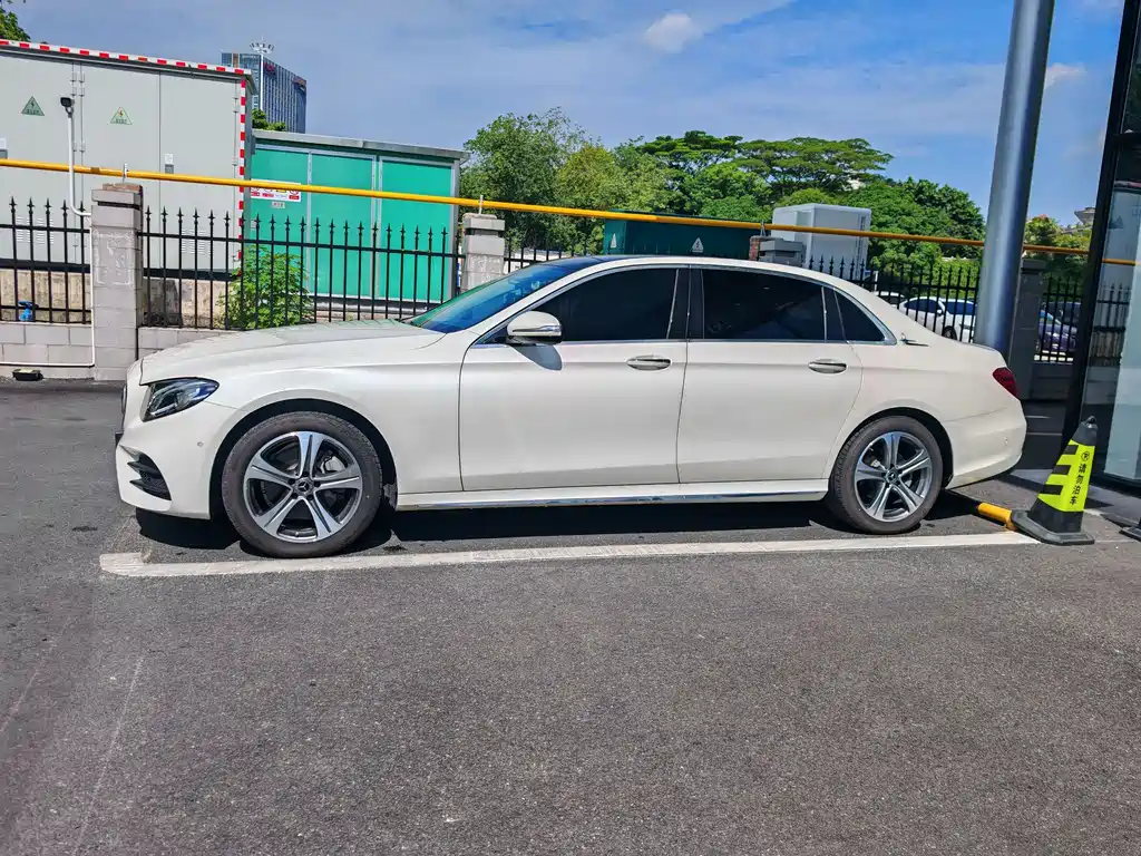 Mercedes-Benz E-Class 2020