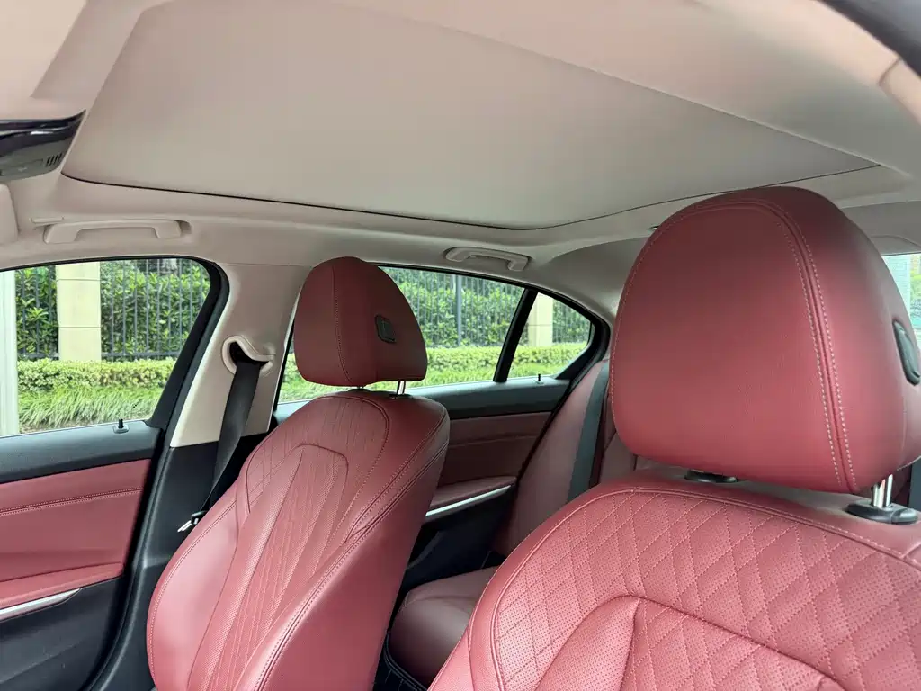 BMW i3 2023 — фото 10