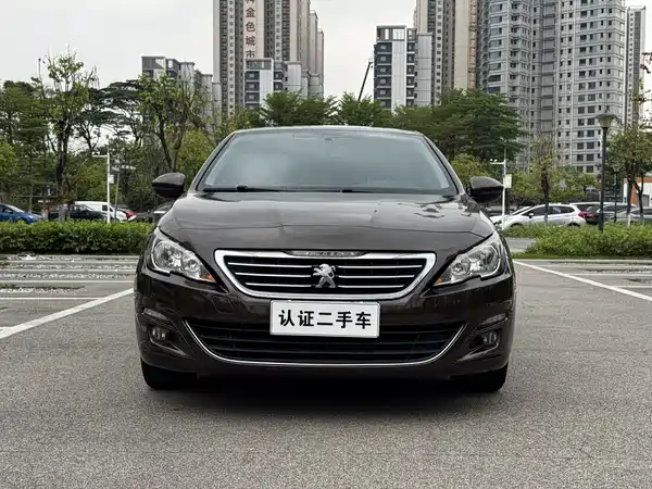 Peugeot 408 2015