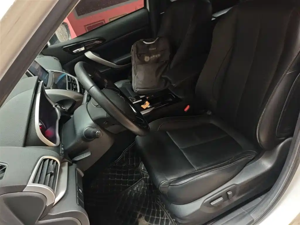 Mitsubishi Eclipse Cross 2020 — фото 15