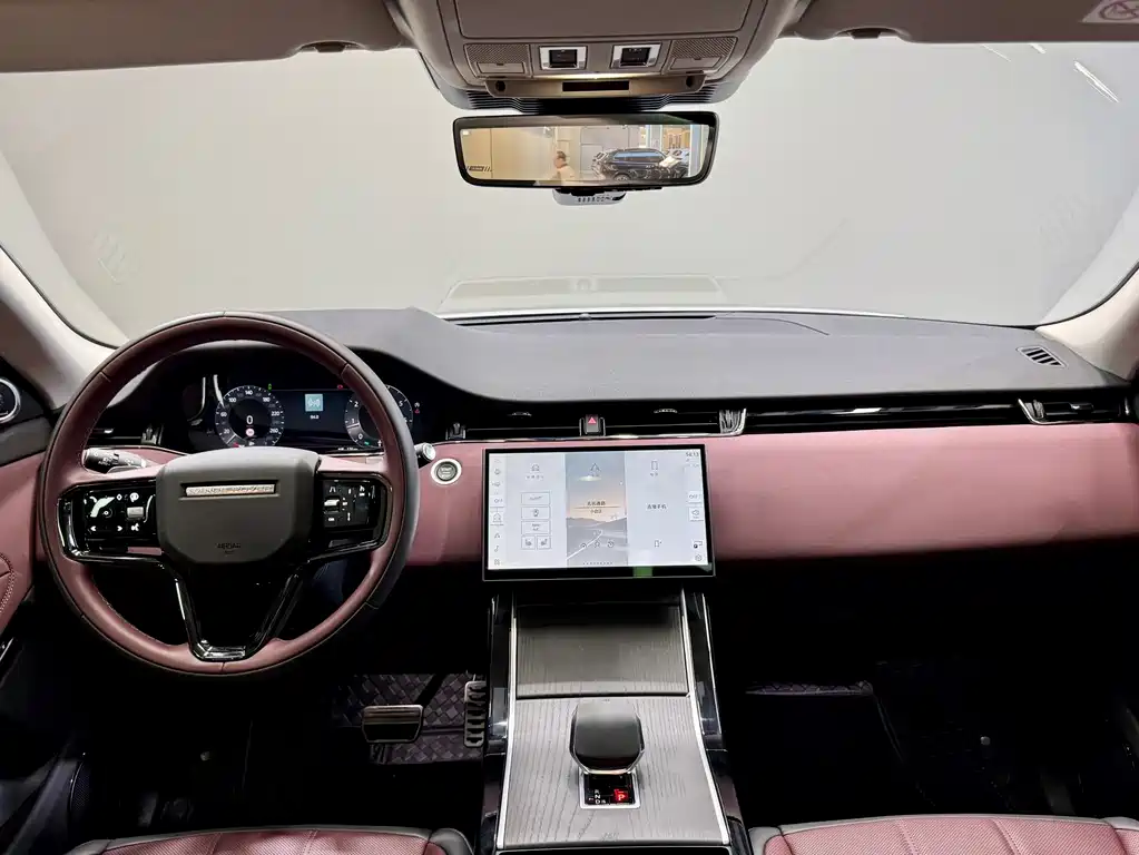 Land Rover Evoque 2024 — фото 11