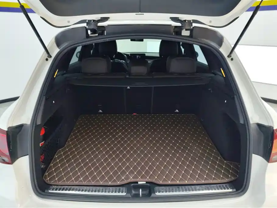 Mercedes-Benz GLC 2022