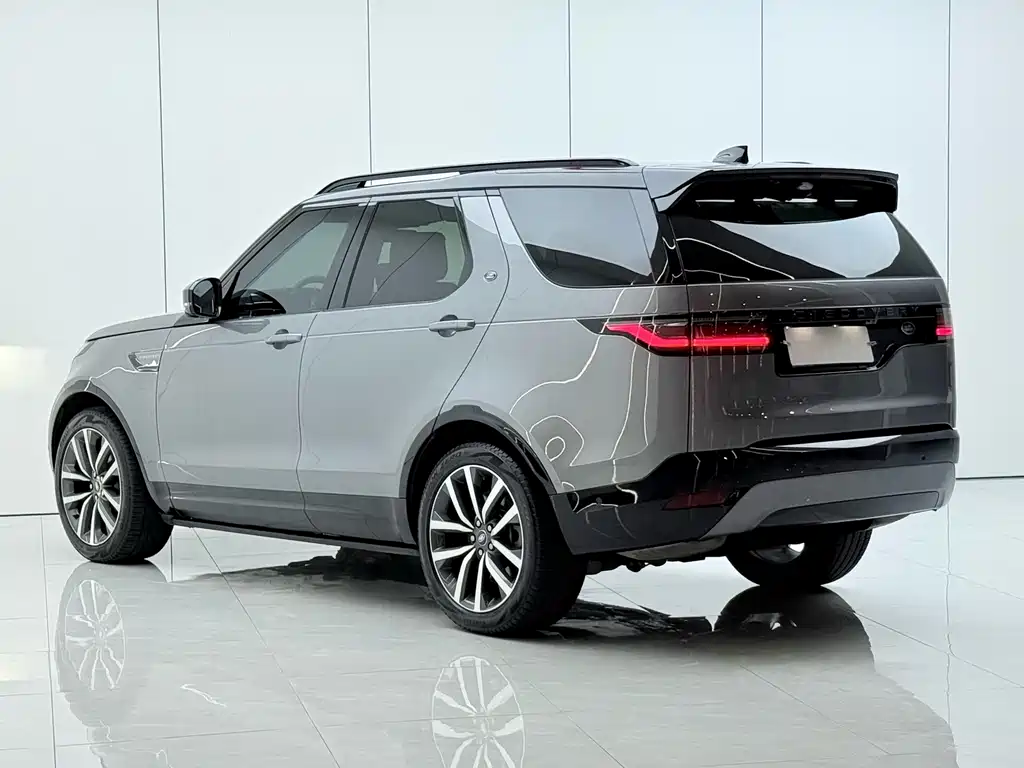 Land Rover Discovery 2024 — фото 13