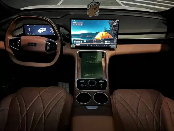 Geely Galaxy L6 2025