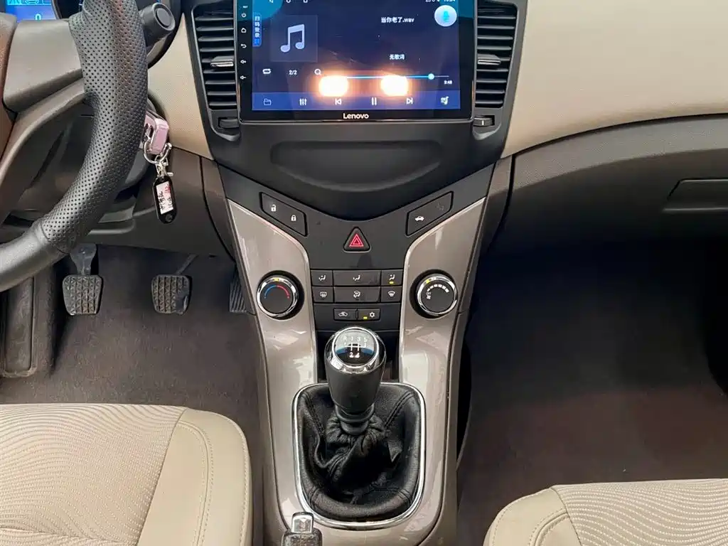 Chevrolet Cruze 2015 — фото 9