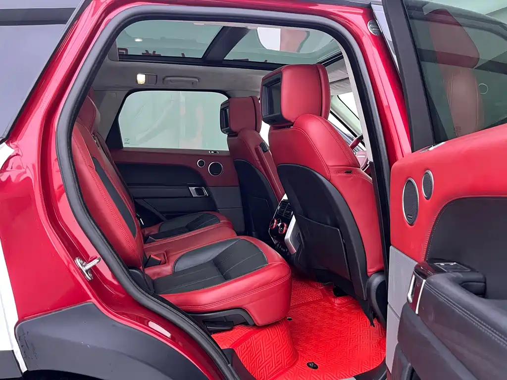Land Rover Range Rover Sport 2018 — фото 13