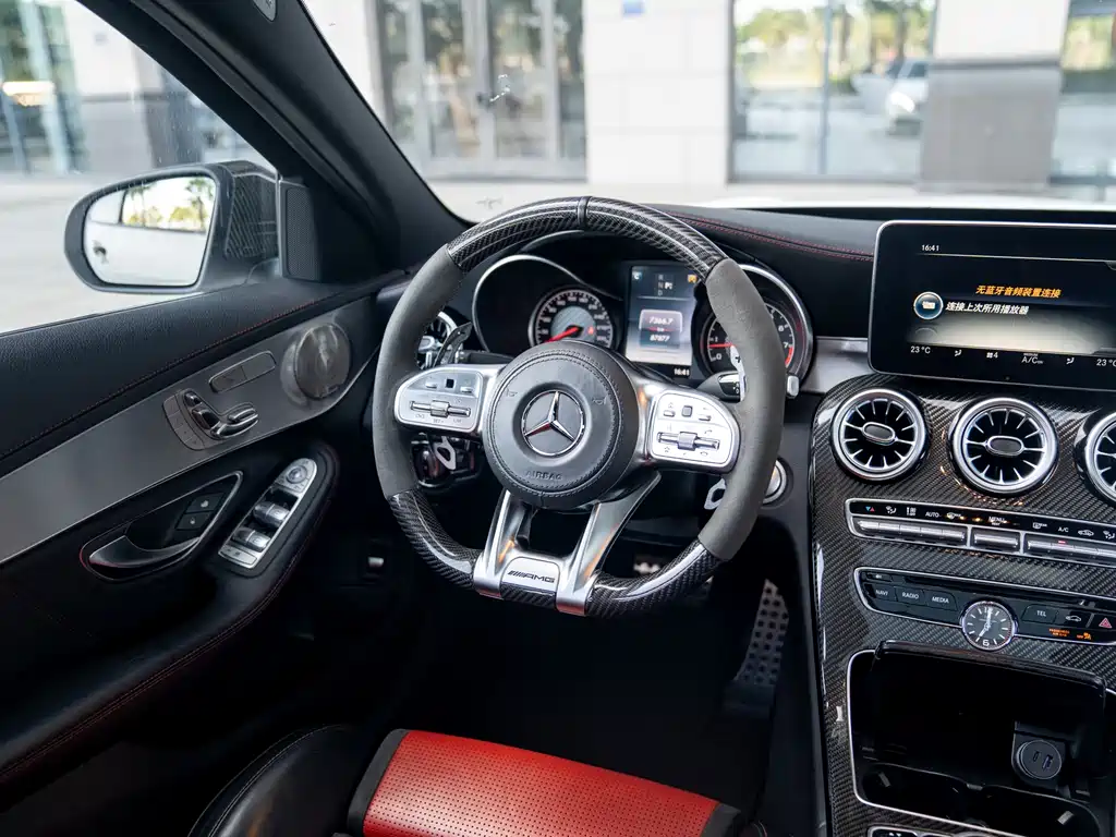 Mercedes-Benz C-Class AMG 2016 — фото 18
