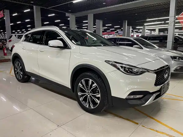 Infiniti QX30 2017