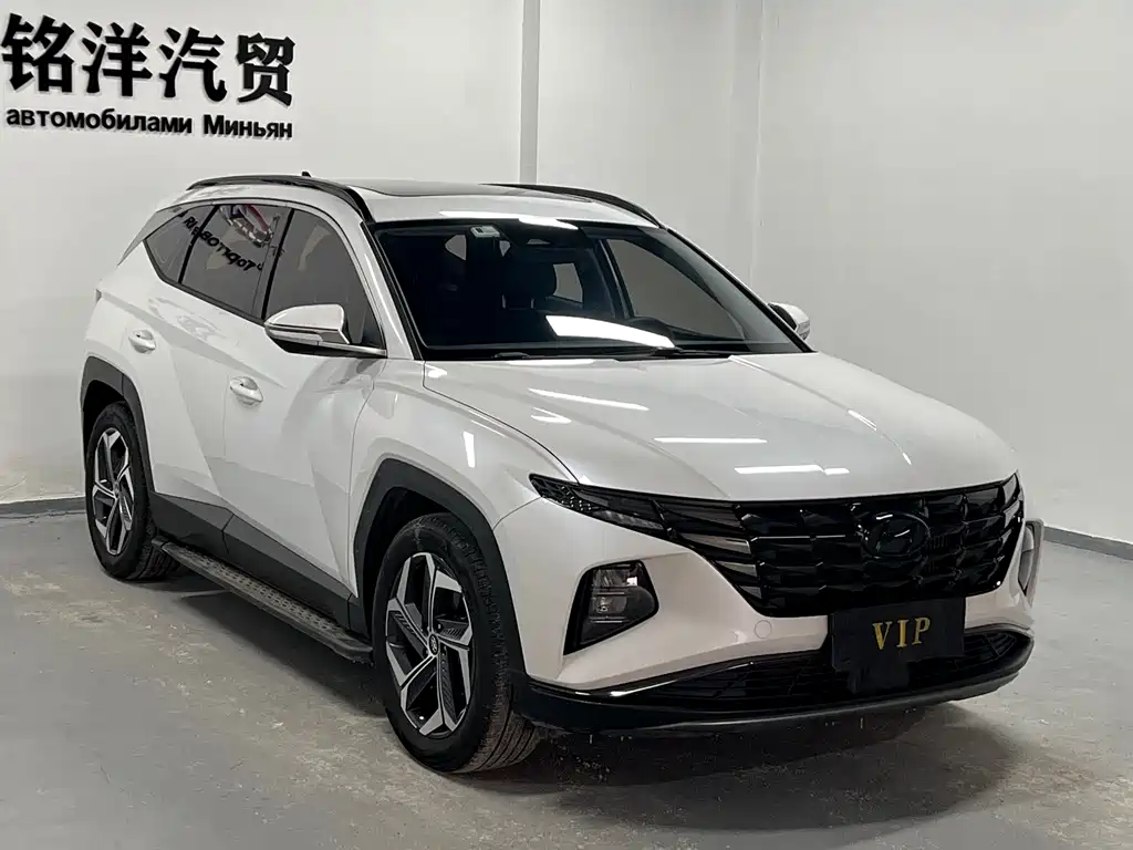 Hyundai Tucson 2023 — фото 3