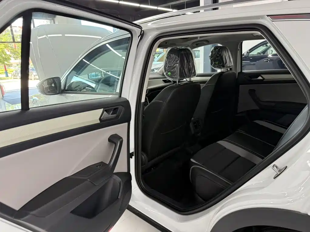 Volkswagen T-Roc 2026 — фото 17